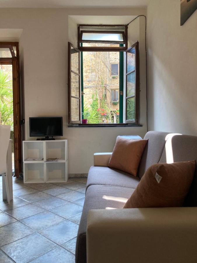 Great Studio Apartment In The Heart Of كياني المظهر الخارجي الصورة