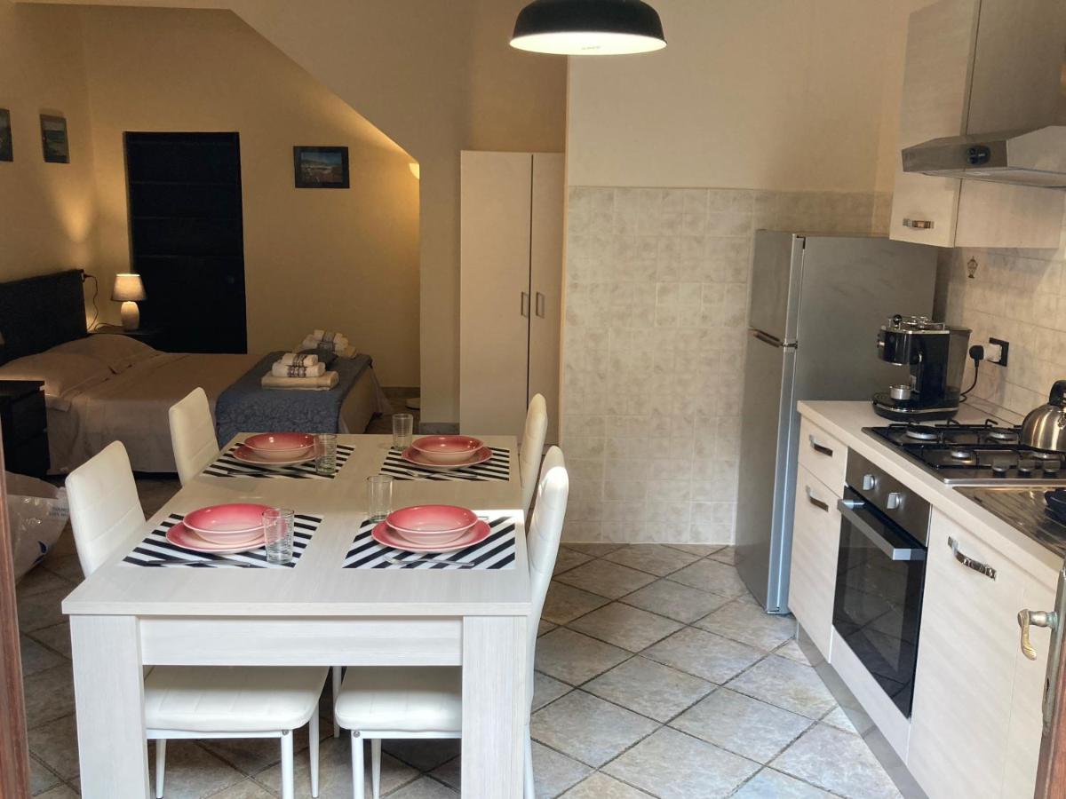 Great Studio Apartment In The Heart Of كياني المظهر الخارجي الصورة